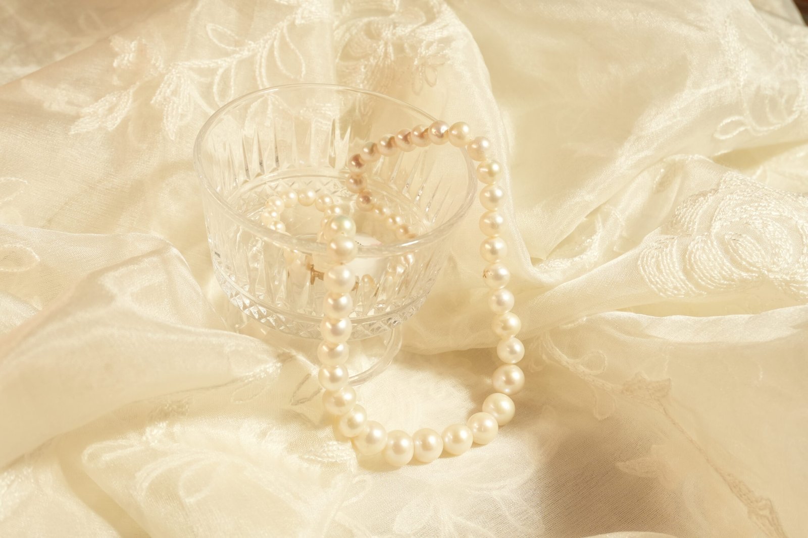 Fresh Water Pearls Graduation Necklace With Metal Clasp