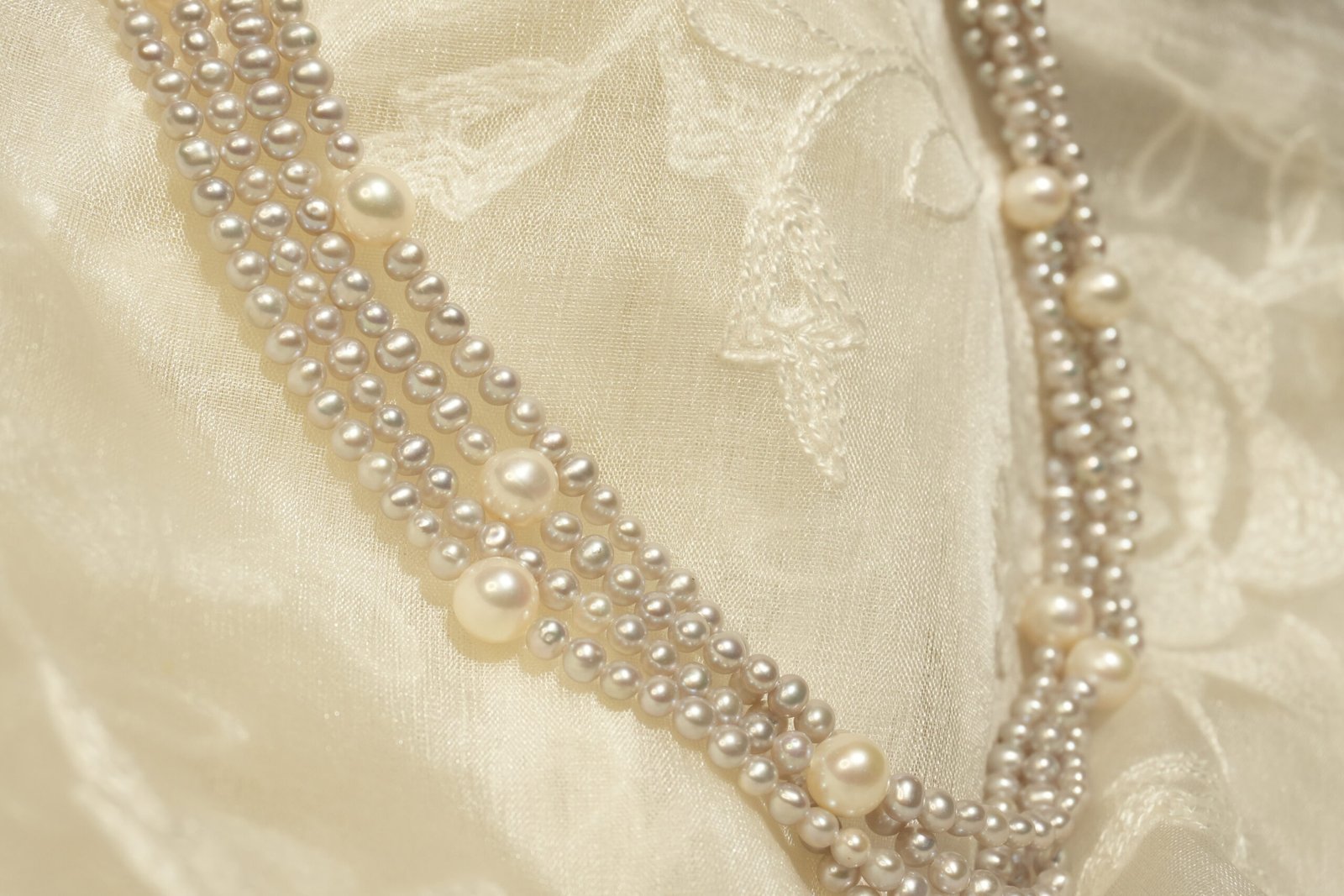 fresh water pearl necklace