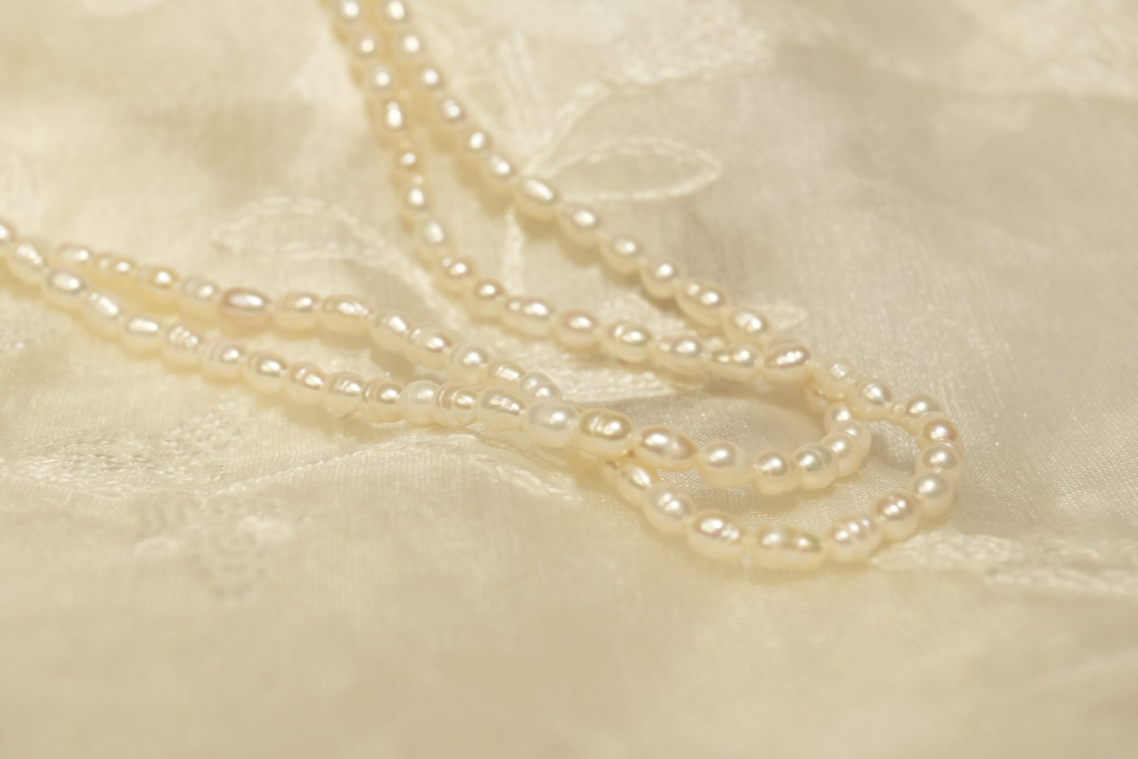 rice pearl necklace