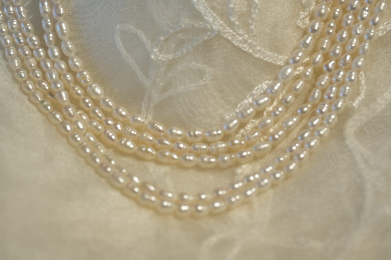 pearl necklace