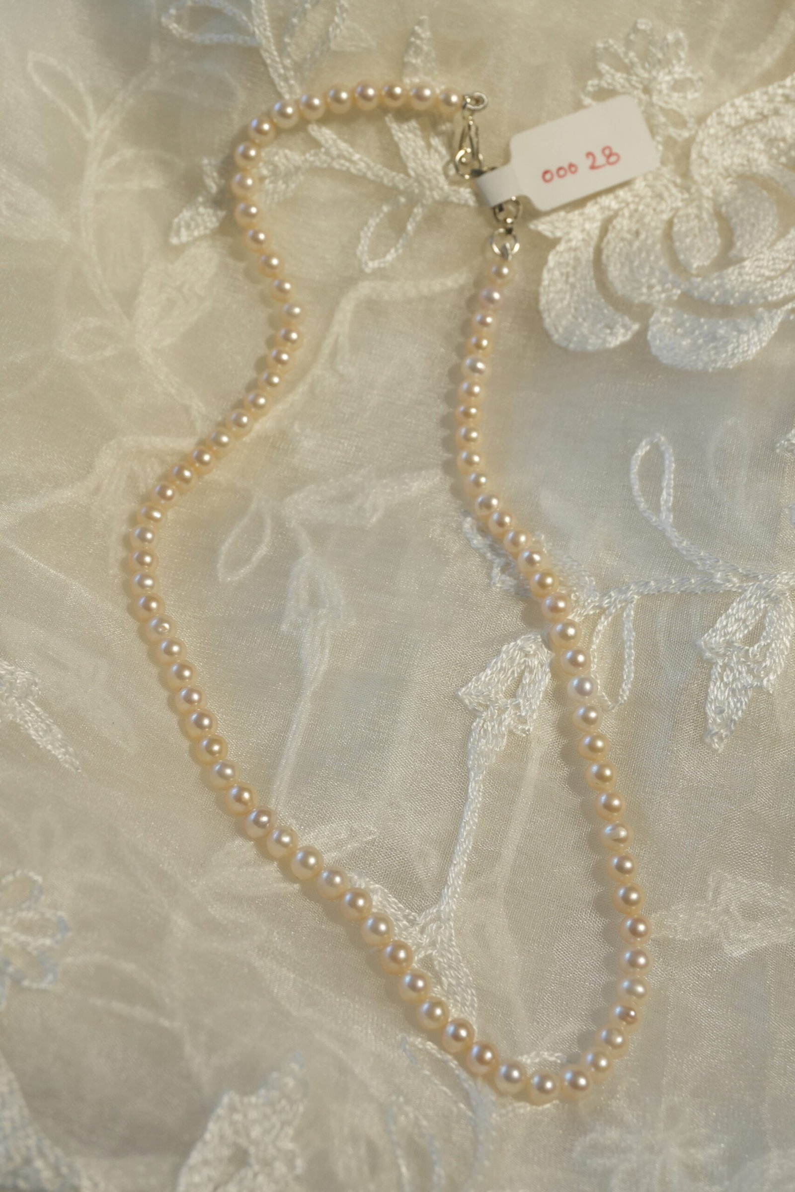 Fresh Water Pearl Necklace With Metal Clasp - Image 3