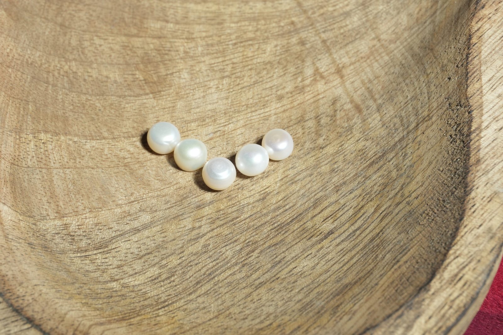 7 mm White Fresh Water Pearl Button - Image 2