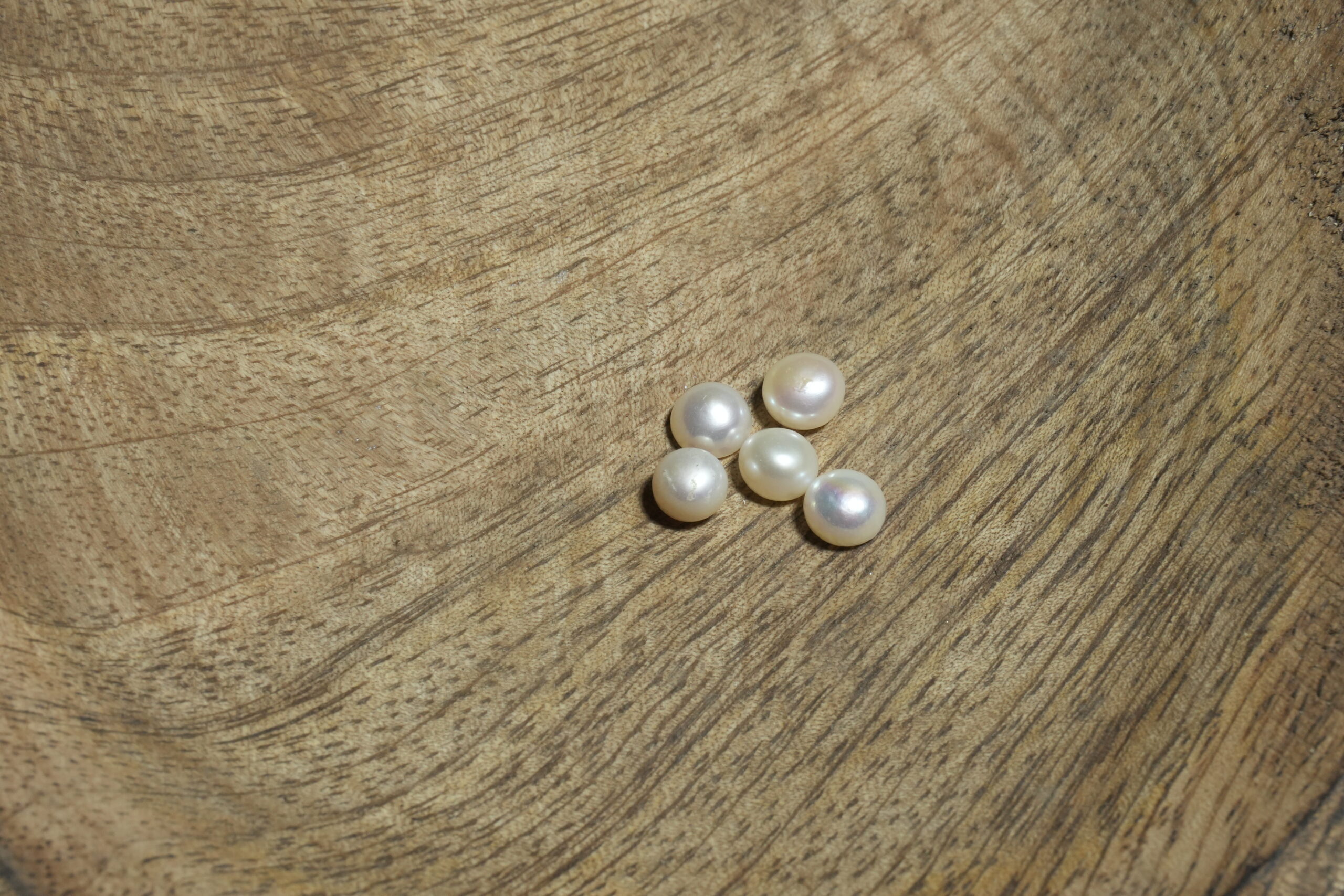 6 mm White Fresh Water Pearl Button - Image 2