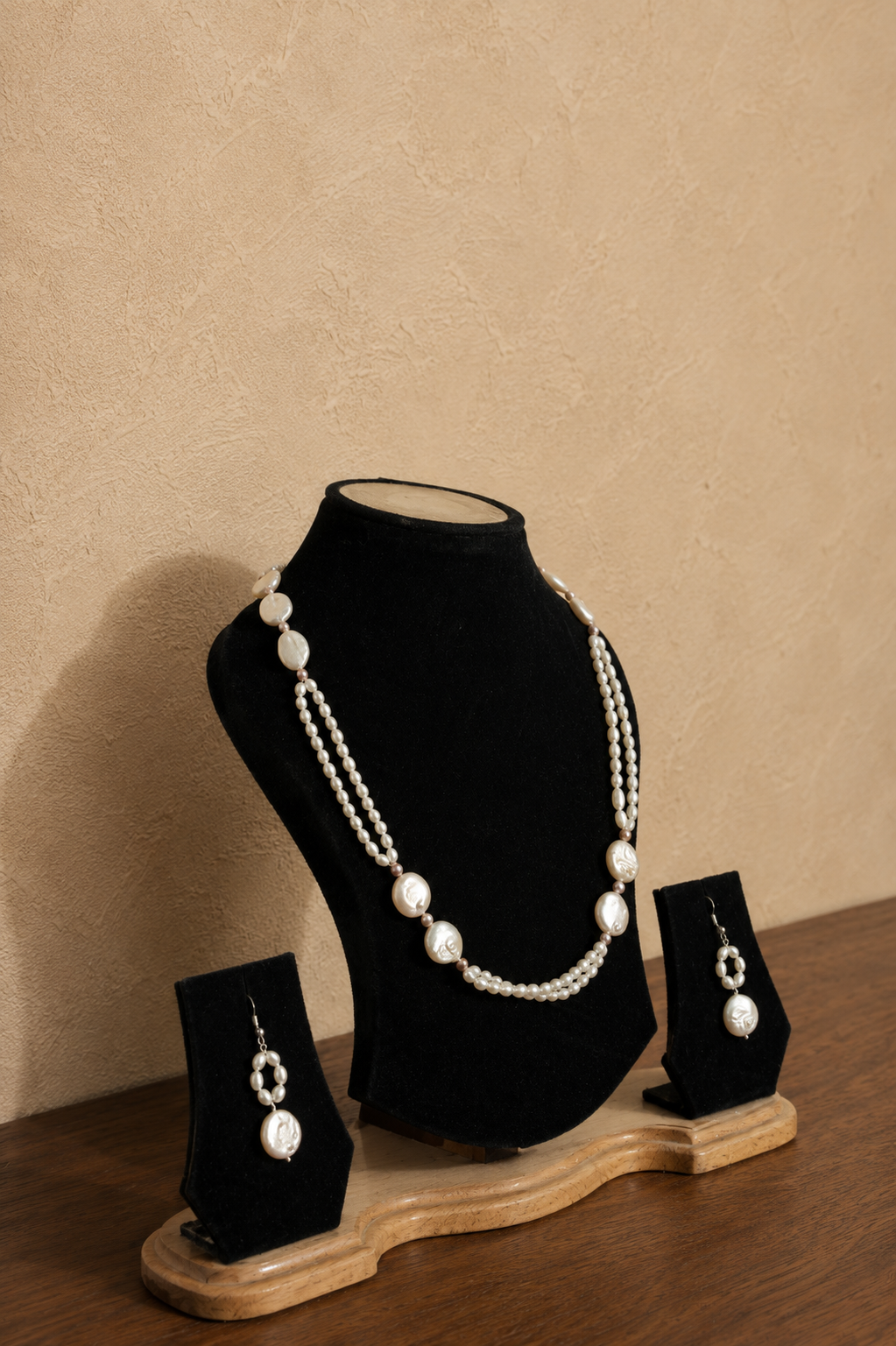 Fresh Water Pearl Necklace with Metal Clasp with Metal Earrings - Image 2
