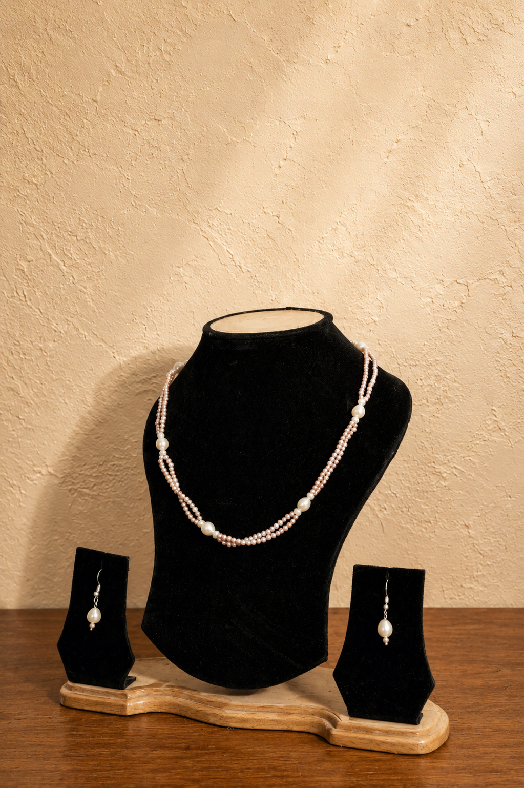 Fresh Water Pearl Necklace with Metal Clasp with Metal Earrings - Image 2