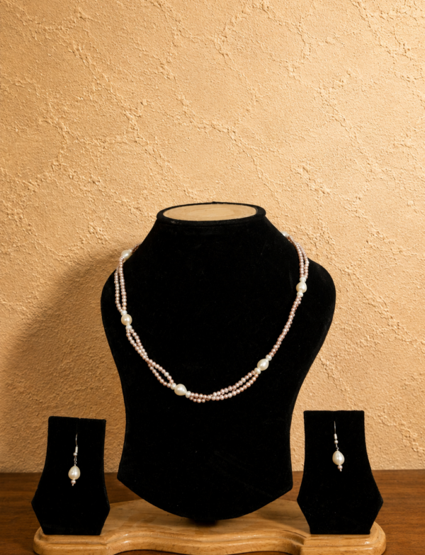 Fresh Water Pearl Necklace with Metal Clasp with Metal Earrings