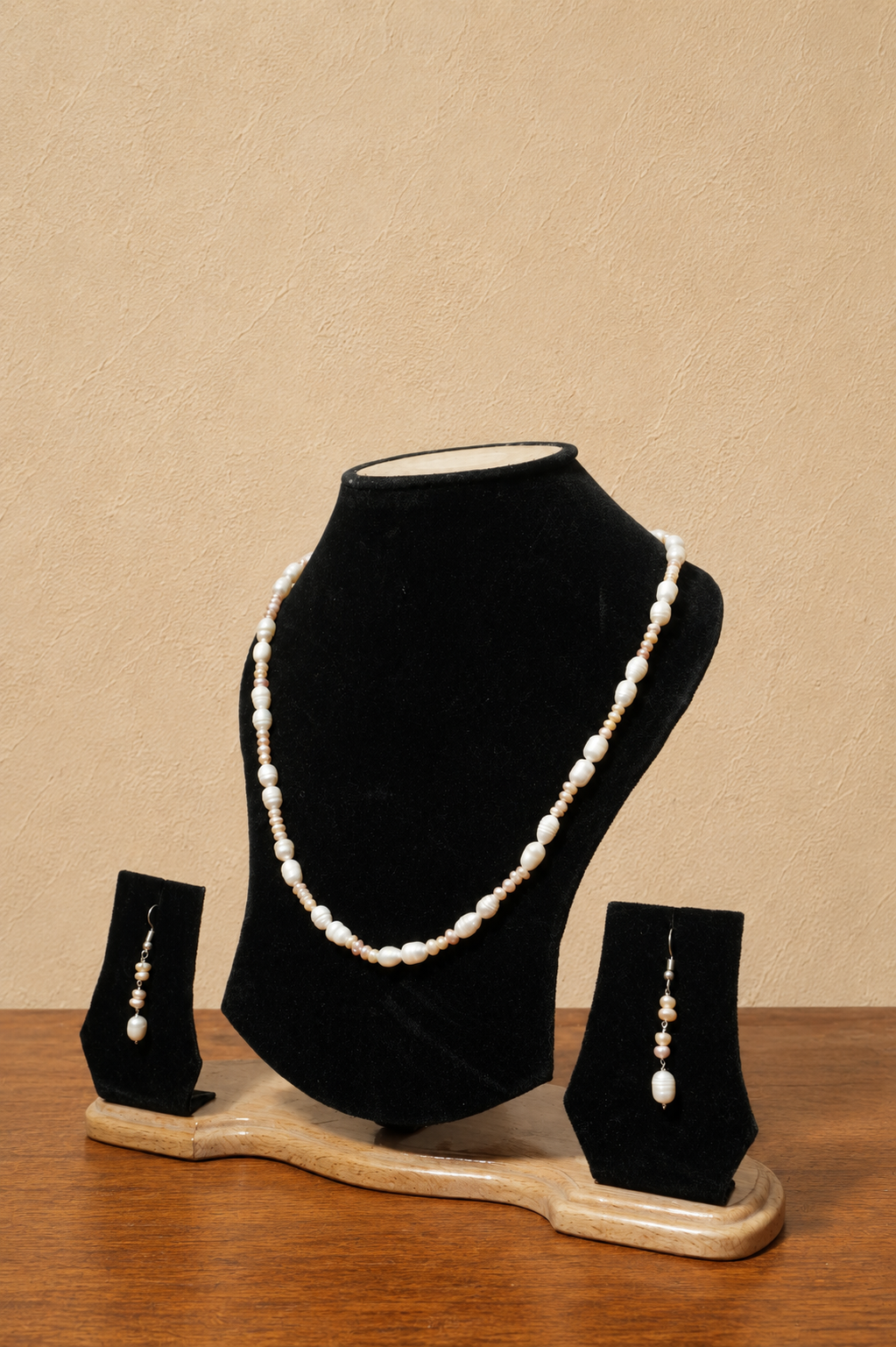 Fresh Water Pearl Necklace with Metal Clasp with Metal Earrings - Image 2