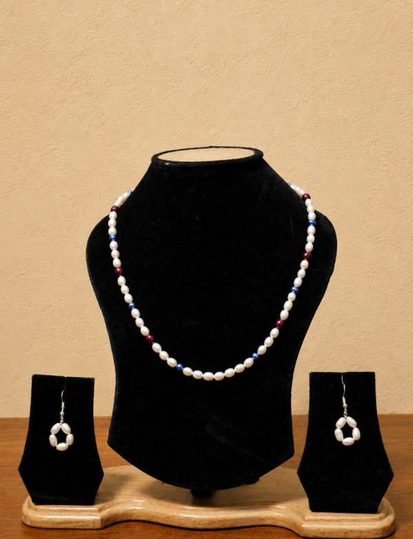 Fresh Water Pearl Necklace with Metal Clasp with Metal Earrings