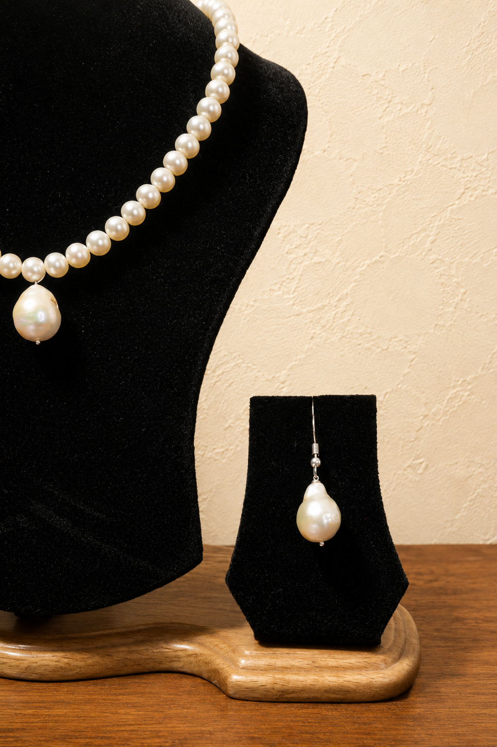 Fresh Water Pearl Necklace with Metal Clasp with Metal Earrings - Image 2