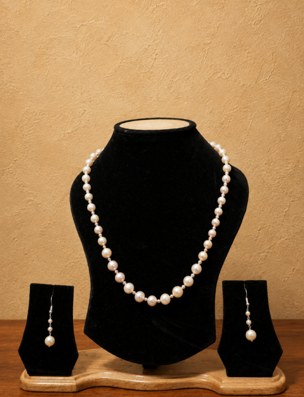 Fresh Water Pearl Necklace with Metal Clasp with Metal Earrings
