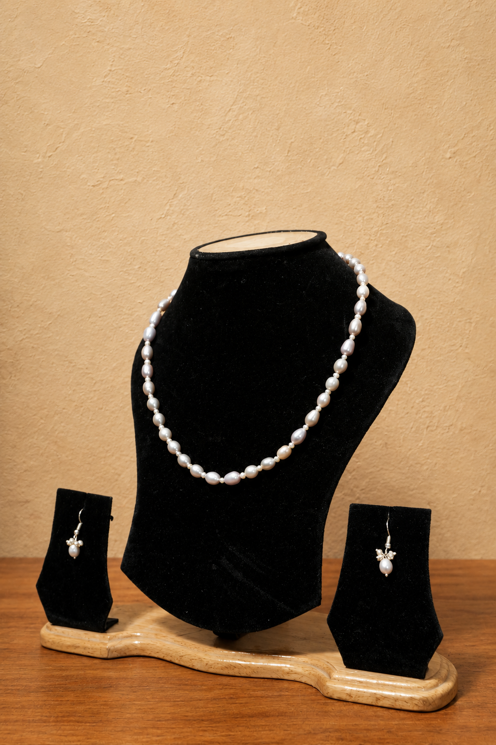 Fresh Water Pearl Necklace with Metal Clasp with Metal Earrings - Image 2
