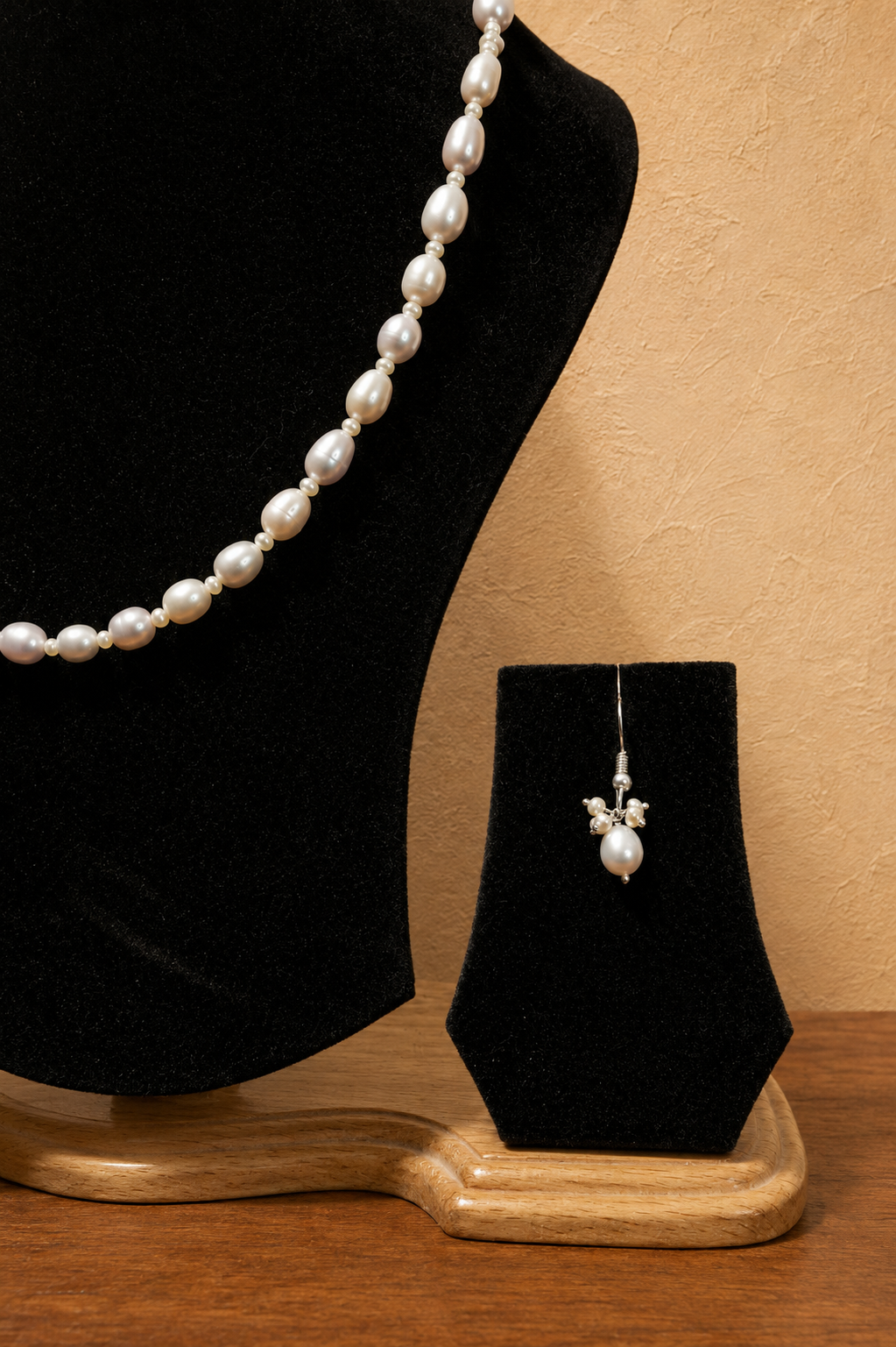 Fresh Water Pearl Necklace with Metal Clasp with Metal Earrings - Image 3