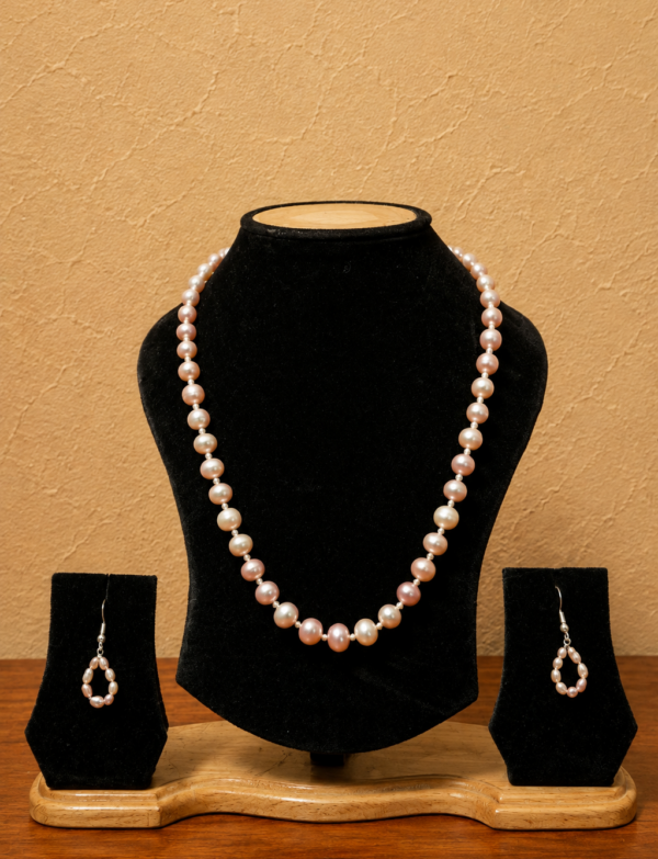 Fresh Water Pearl Necklace with Metal Clasp with Metal Earrings