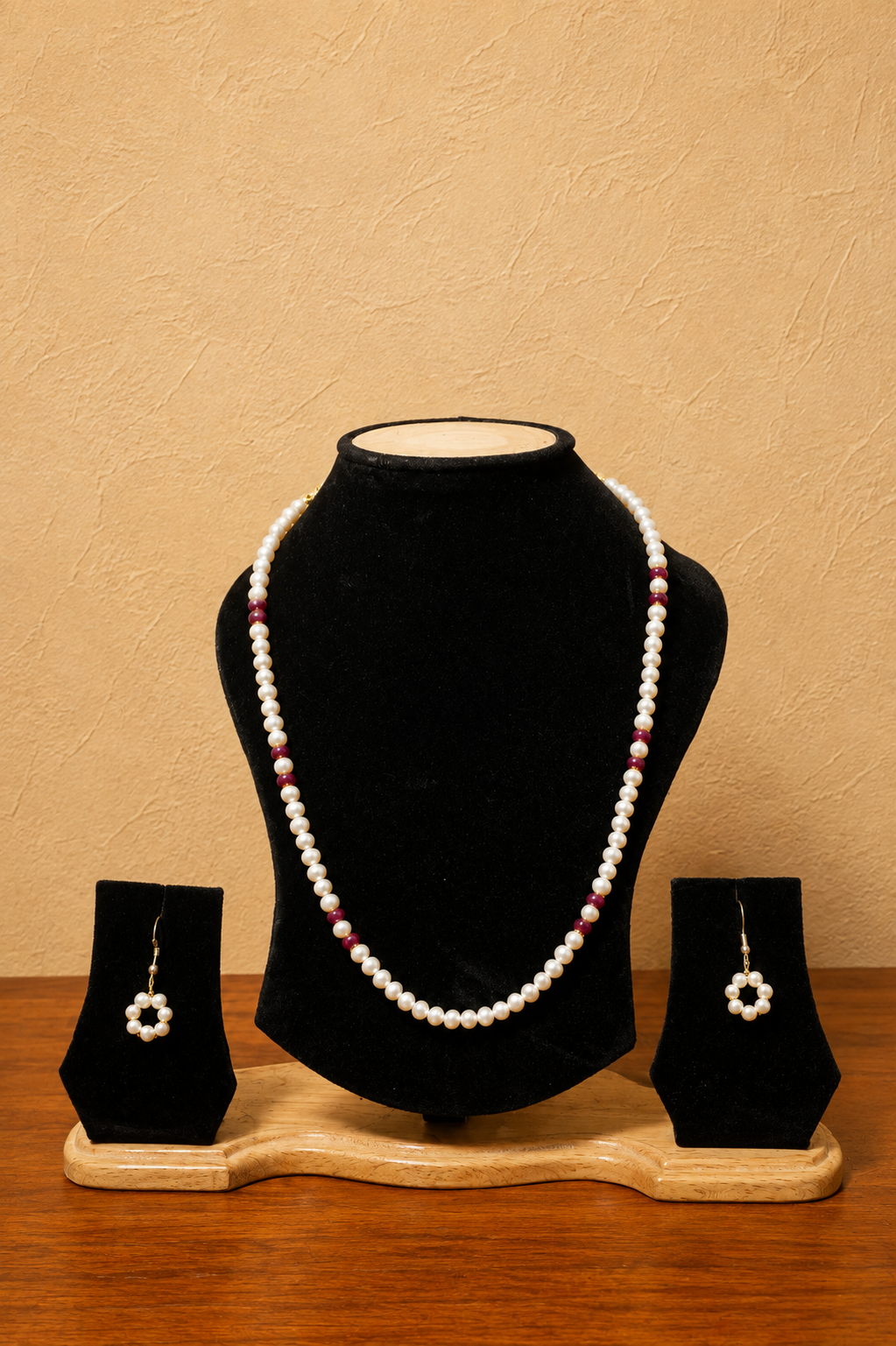 Fresh Water Pearl Necklace with Metal Clasp with Metal Earrings