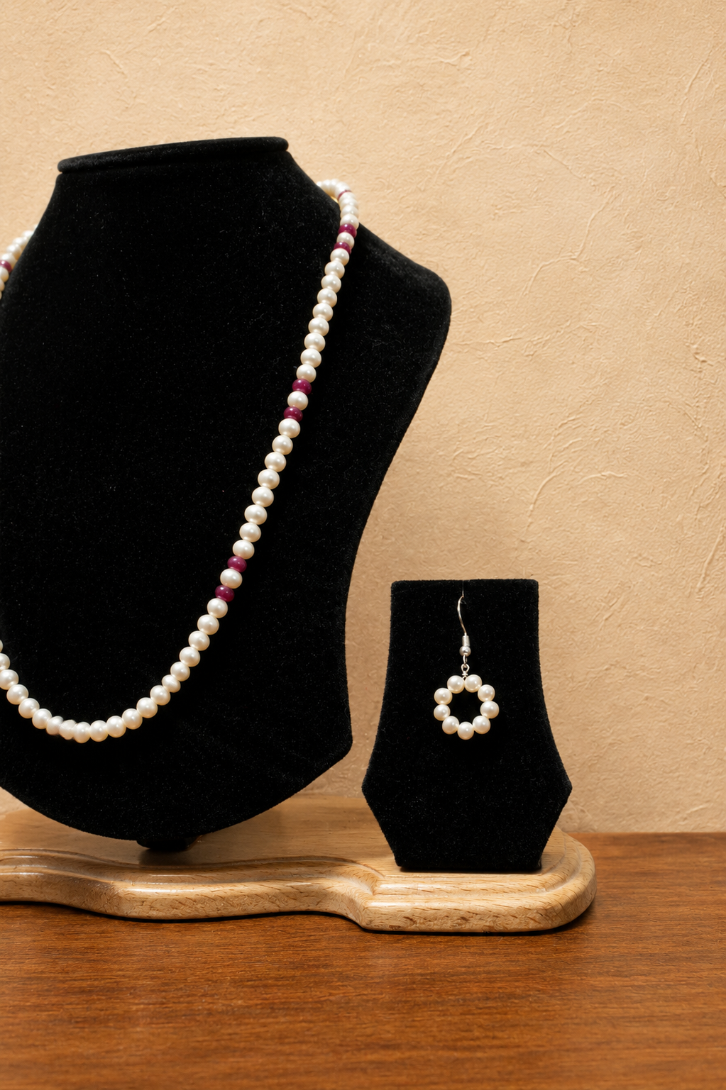 Fresh Water Pearl Necklace with Metal Clasp with Metal Earrings - Image 3