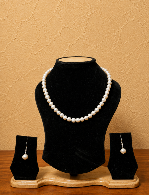 Fresh Water Pearl Necklace with Metal Balls & Metal Clasp with Metal Earrings