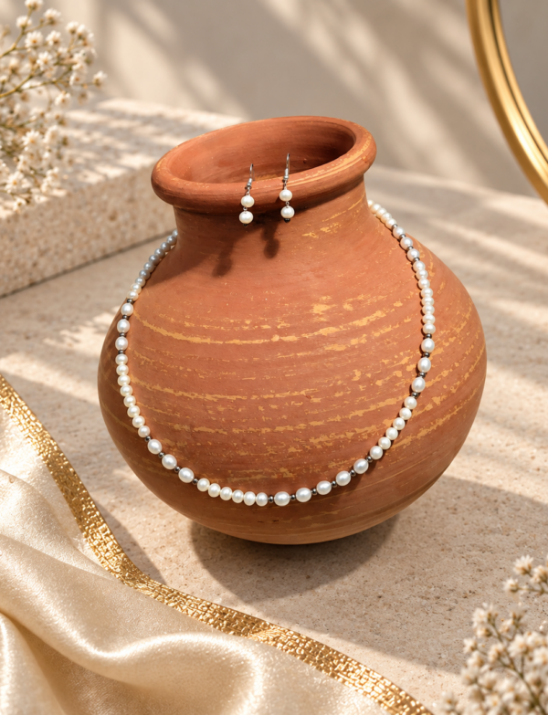 Fresh Water Pearl Necklace with Metal Clasp with Metal Earrings
