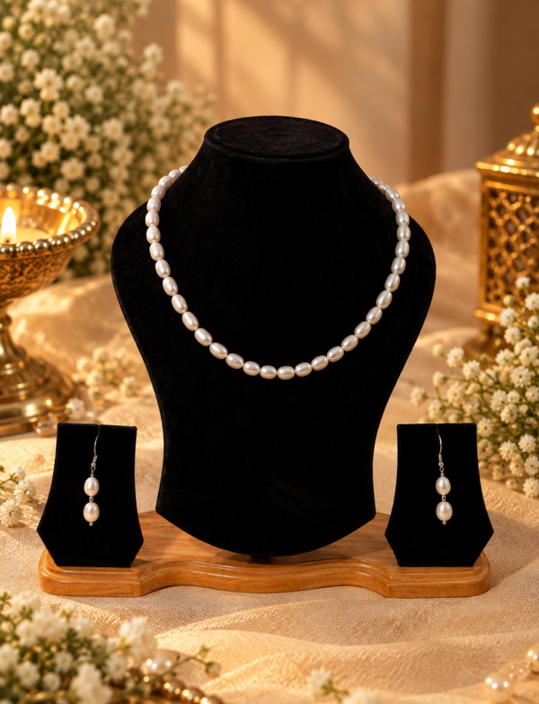 FRESH WATER PEARL NECKLACE With METAL CLASP WITH METAL EARRINGS