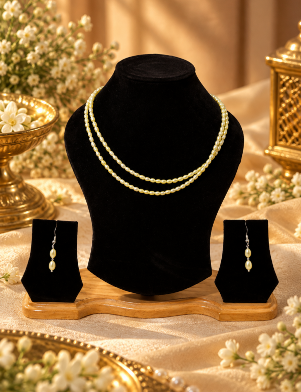 FRESH WATER PEARL NECKLACE With METAL CLASP WITH METAL EARRINGS