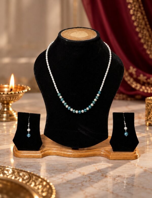 FRESH WATER PEARL  NECKLACE With METAL CLASP WITH METAL EARRINGS