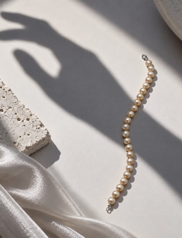 Freshwater Pearl Bracelet with Metal Clasp