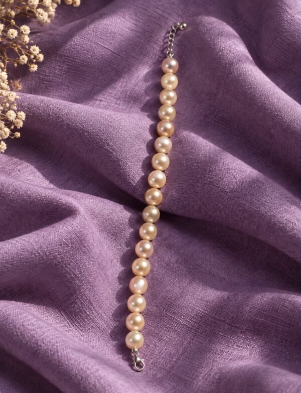 Freshwater Pearl Bracelet with Metal Clasp